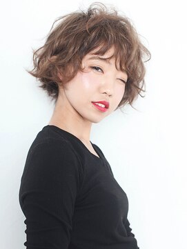 カテナ(CATENA) ベージュショート