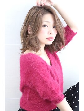 オーロ 緑地公園店(ORO) 大人可愛いミディアムヘア