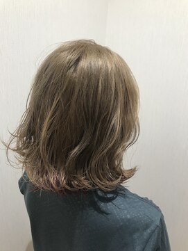 美容室ジャスミン 【ヒロシ】ハイトーン×インナーカラー