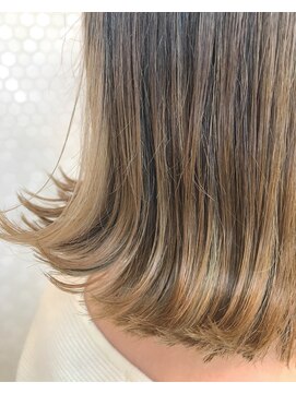 ヘアーアンドメイク ドレス(DRESS) バレイヤージュカラー