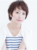 耳かけナチュラルショート×ほんのりパープルアッシュ