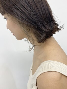 ガーランドウメダ(Garland umeda) ミディアムボブ