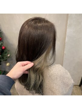 フェリア 梅田(FERIA) 【梅田 茶屋町】ホワイトグレージュ/ダークアッシュ/モードヘア