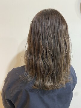 ボサコ 伊予店(Bosaco) シルバーアッシュ×波ウェーブ