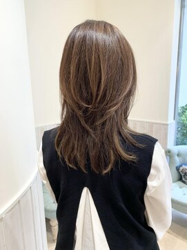 ネオリーブソラ 相模大野店(Neolive sola) ミディアムレイヤー/ウルフヘア