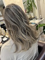ヘアーエポック(hair epoque)&nbsp;大人可愛い小顔バレイヤージュハイライトカラーレイヤーカット