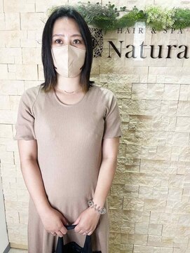 ナトゥーラ 八事店(Natura) 前髪なしスタイル大人キレイセンターパートブラックサラツヤ髪