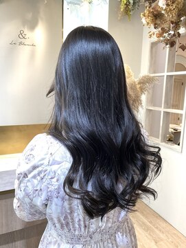 アンド ラ ブランシュ(&.La Blanche) ショコラアッシュ/ふんわりカール/縮毛矯正/ストレート/大宮