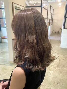 ヒュッゲプラス(hygge+) mocha beige