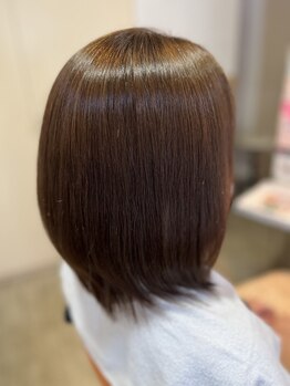 ナチュラル(Natural)の写真/髪質改善トリートメントでうねりやクセ、ボリューム等お悩みを解消！繰り返したカラーダメージのケアにも◎
