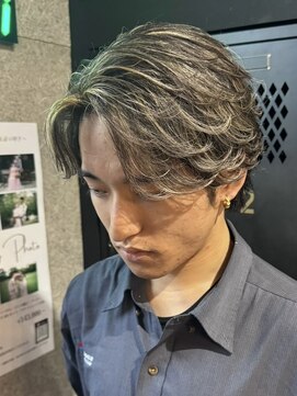 リット バイ フィフス 鹿児島中央駅店(Lit. by fifth) センターパートスパイラルパーマツーブロック刈り上げメンズヘア