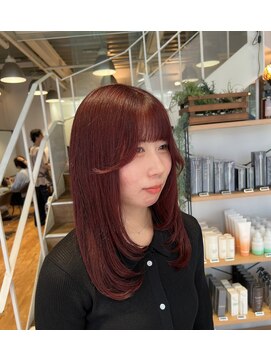 ヒップスアイズ(Hip's eyes) チェリーレッド×レイヤーカット☆ヒップス大宮 北島奈那子