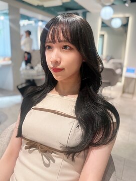 アリスバイアフロート 自由が丘(ALICe by AFLOAT) 顔まわりレイヤー／小顔カット／オリーブグレージュ【自由が丘】