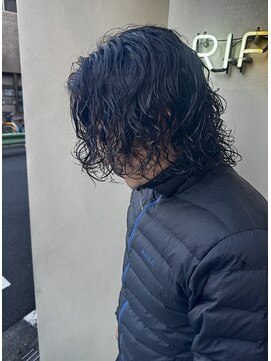 リフル 八王子(RIFULL) メンズパーマ　ツイスパ　波巻き　メンズバレイヤージュ