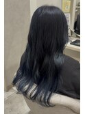 ブルーブラック