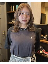 ニュートライズ(NEUTRIZE)&nbsp;髪質改善 ブリーチ ダブルカラー 学割 レイヤーカット