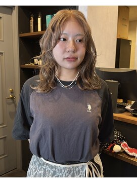 ニュートライズ(NEUTRIZE) 髪質改善 ブリーチ ダブルカラー 学割 レイヤーカット