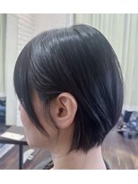 サロウィン 名古屋本山店(SALOWIN)&nbsp;大人かわいい丸み×くびれ耳掛けショートボブ/ HIDE