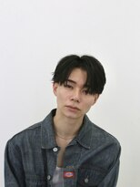 ヒップスリンク(Hip's Lnk)&nbsp;ナチュラル　センターパート　刈り上げマッシュ　アップバング