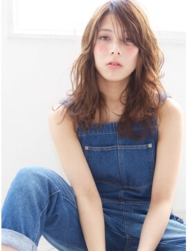 ロジェ(loje) ＊LOJE＊ セミウェットな質感。大人カジュアルヘア。