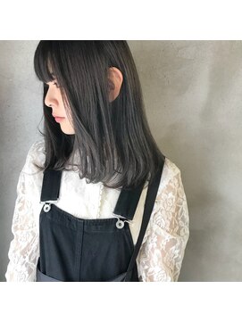 ミント(mint) 赤み除去！暗め透明感グレー♪