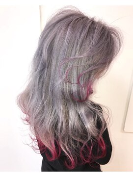 ヘアメイク アリープ(HAIR MAKE ALEAP) シルバーアッシュ×裾ピンク