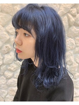 モアナ バイ ヘッドライト 沖縄南風原店(Moana by HEADLIGHT) ネイビー#イメチェン#デザインカラー#大人かわいい