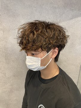 エイル 北堀江(Eir) 【波巻きパーマ】【アッシュブラウン】