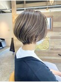 ショートボブ