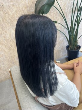 ブローチェラウカ(Broche lauka) くすみブルー（ブリーチ有