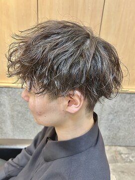 ニアウ 伊勢崎連取店(Niau) メンズマッシュパーマツイストスパイラルパーマ波巻きパーマ