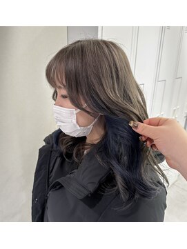 ルイス 喜連瓜破(Luis) インナーカラー