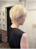 ショートヘア_B003