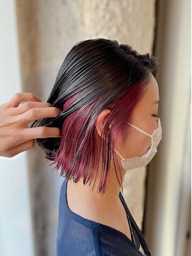 マセナ(Masena) インナーカシスピンク×前下がりボブ