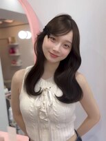 ボタン シブヤ(VOTAN SHIBUYA)&nbsp;ケンニプモリで前髪アレンジ！今っぽい内巻きくびれヘア