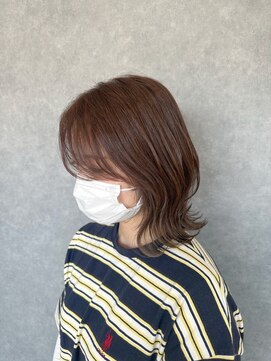 コエ(coe) 大人かわいいくびれミディアムウルフ20代30代40代ウルフレイヤー