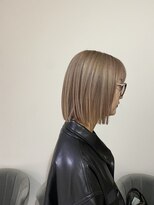 マルフェ 天王寺(marfe) 切りっぱなしぱっつんボブ 透明感カラー 髪質改善