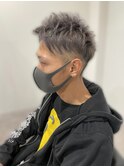 ツーブロック刈り上げスキンフェードカットアッシュブラック