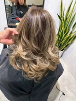 メリー オオサカ(Merly Osaka) バレイヤージュ