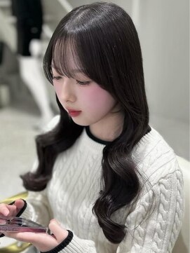 ラヴィ(Lavie) 髪質改善ミディアムレイヤーワインレッドココアベージュ黒髪小顔