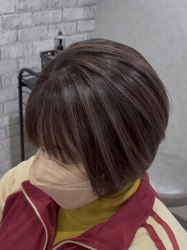 ラビマーニ 箕面店(Labimani) ショートヘア×白髪ぼかしハイライト