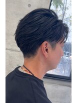 エミュ 表参道 青山(emu)&nbsp;大人低め刈り上げツーブロックセンターパート表参道