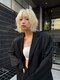 キャリアリングサロン(CAREERING SALON)の写真/トレンドカラーなら《CAREERING・SALON》ダメージレスのケアカラーでツヤ・透明感をプラスし理想の色味に。