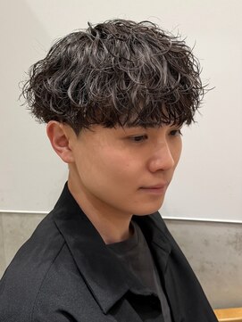 ラスト(LUAST) 名古屋名駅プードルパーマスパイラルパーマ波巻きパーマ