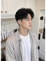 タヒエメンズ 谷町(tahie Men’s) センターパート/ツーブロック ショートカット/センター分け