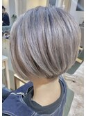 gray×white beige　表参道