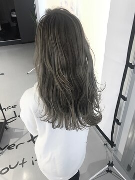 キング 枚方店(K!ng) 【枚方、高槻、梅田】ブルーシルバーハイライト