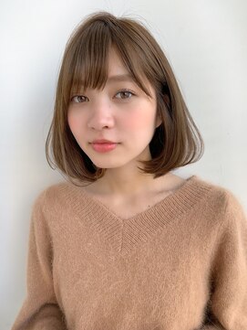 シー バイ ロンド 新宿(Sea by Lond) 【佐藤健太郎】王道かわいいミルクティーベージュワンカールボブ