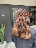 シュプール(SPUL)&nbsp;ハーフアップアレンジ