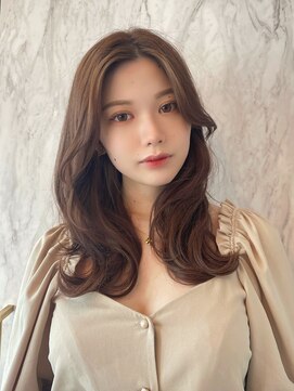 ルームバイシー 新宿(Loom. by Sea) 【Loom.林】センターパートのくびれヘア/ショコラベージュ